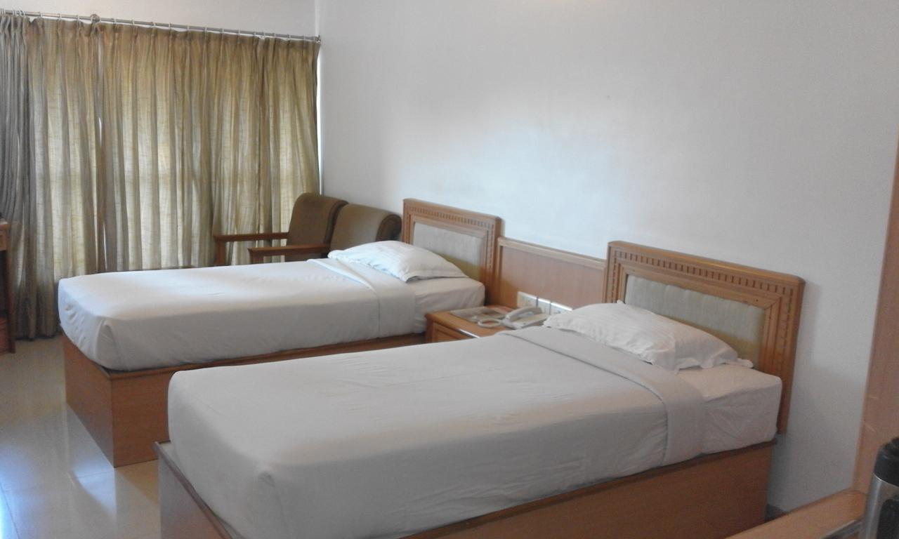 Malabar Residency Hotel Kannur ภายนอก รูปภาพ